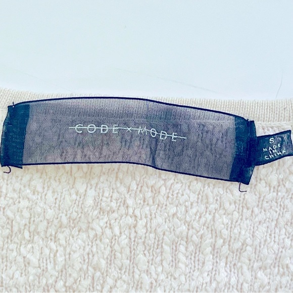 Code x Mode Balloon Sleeve popcorn  Oversized Sweater  Size Small - Picture 4 of 5